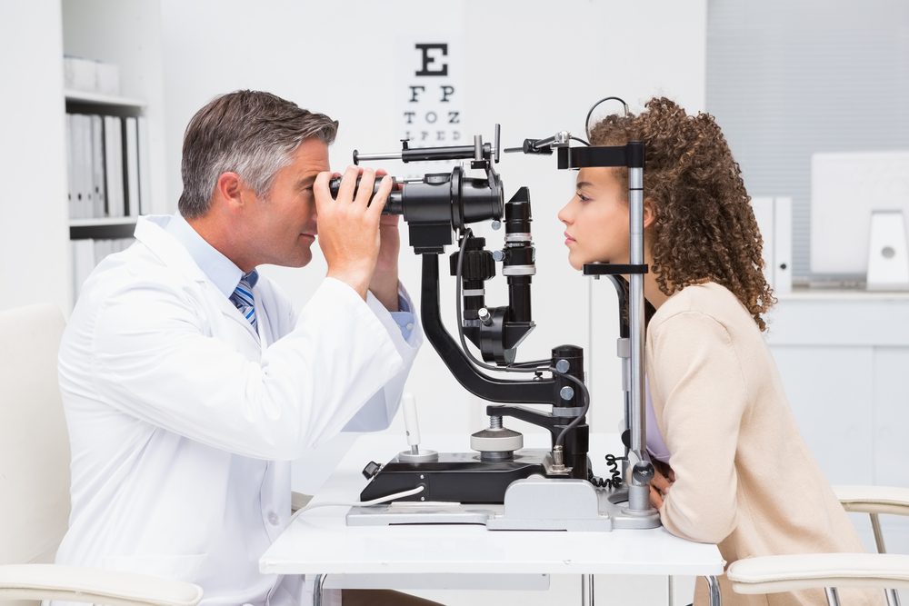 Optometrist-with-patient.jpg