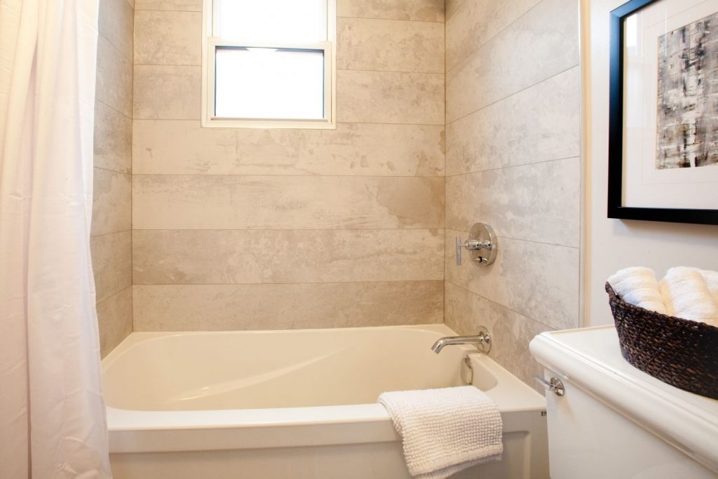 Bathroom2.jpg